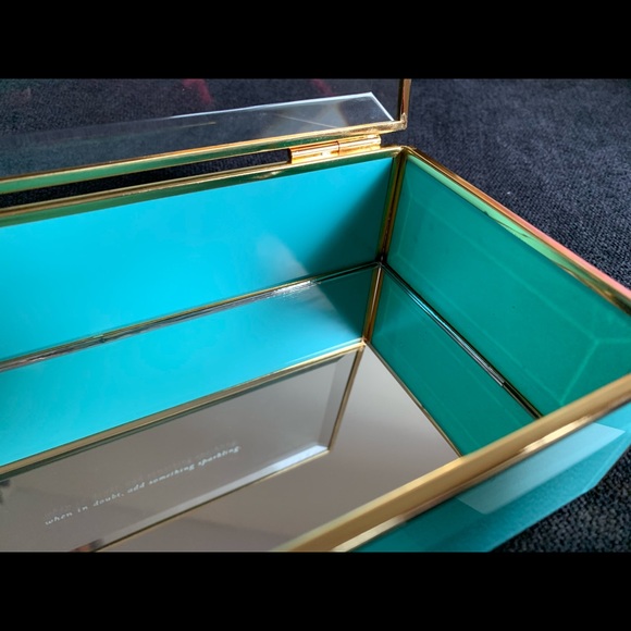 NWT Kate Spade jewelry box - Picture 5 of 9